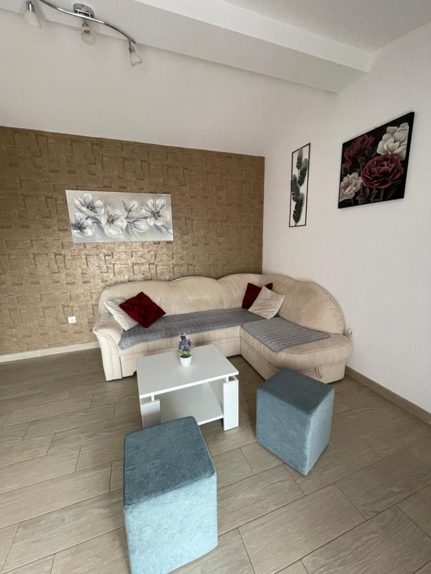 Kristo 2 Apartment